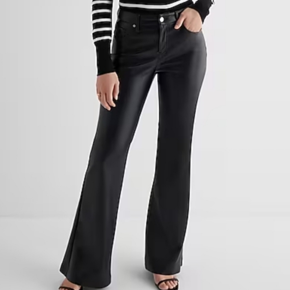 EXPRESS NWT Womens Faux Leather Fit & Flare‎ Pant Whimsigoth 70s Flare Black 16